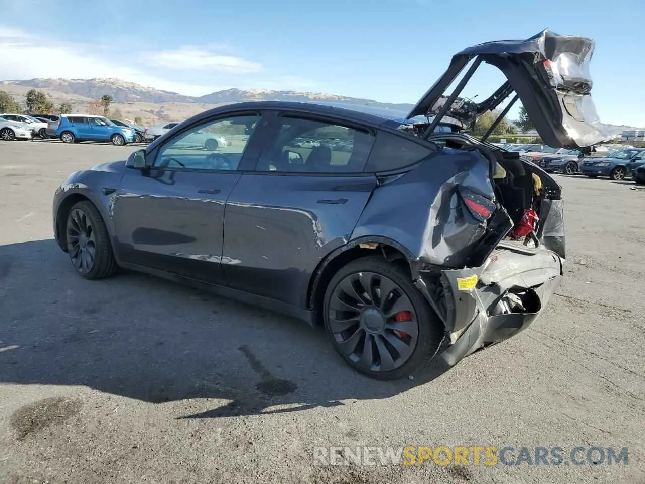 2 Photograph of a damaged car 7SAYGDEFXNF406060 TESLA MODEL Y 2022