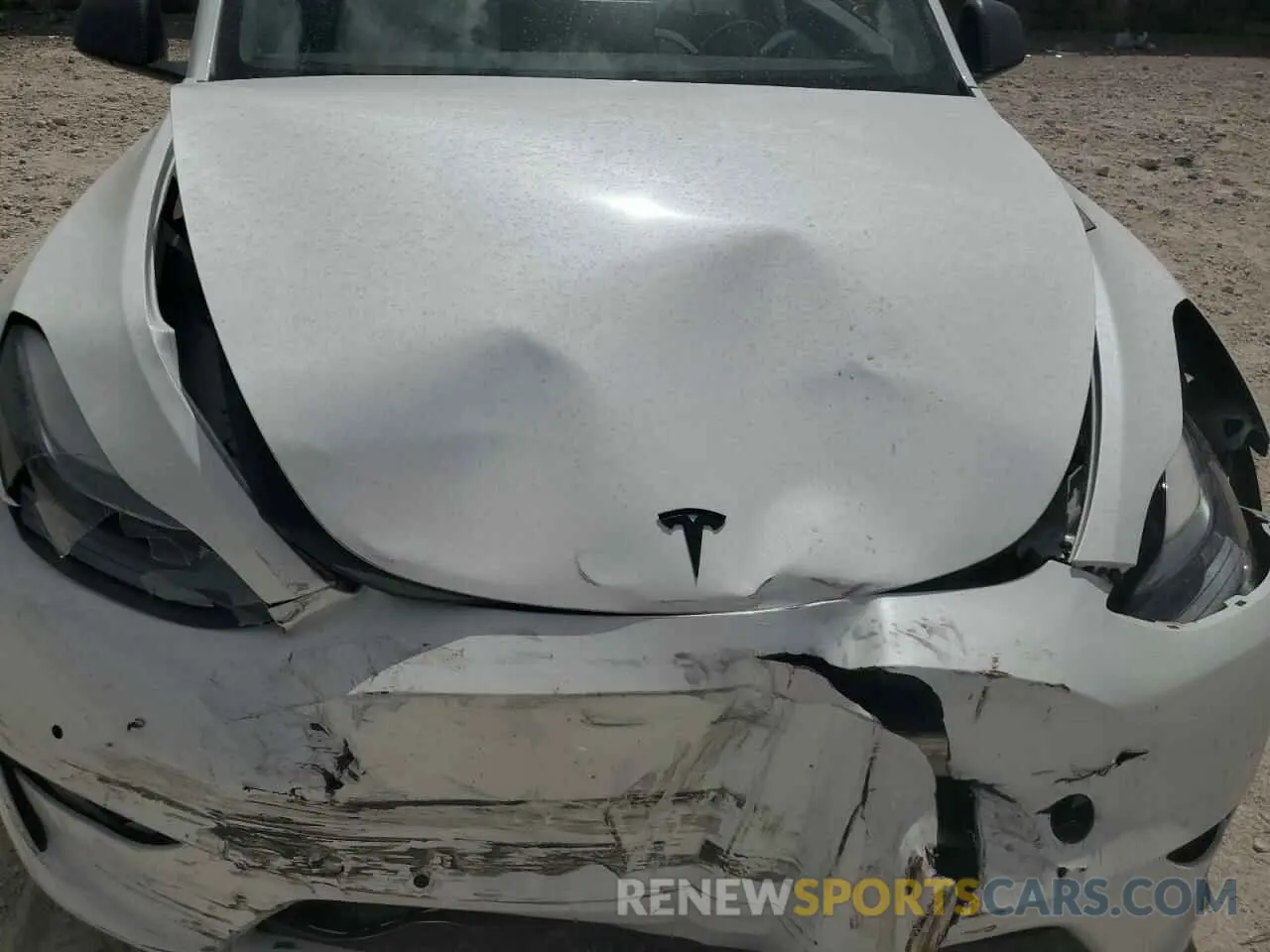 12 Photograph of a damaged car 7SAYGDEFXNF410531 TESLA MODEL Y 2022