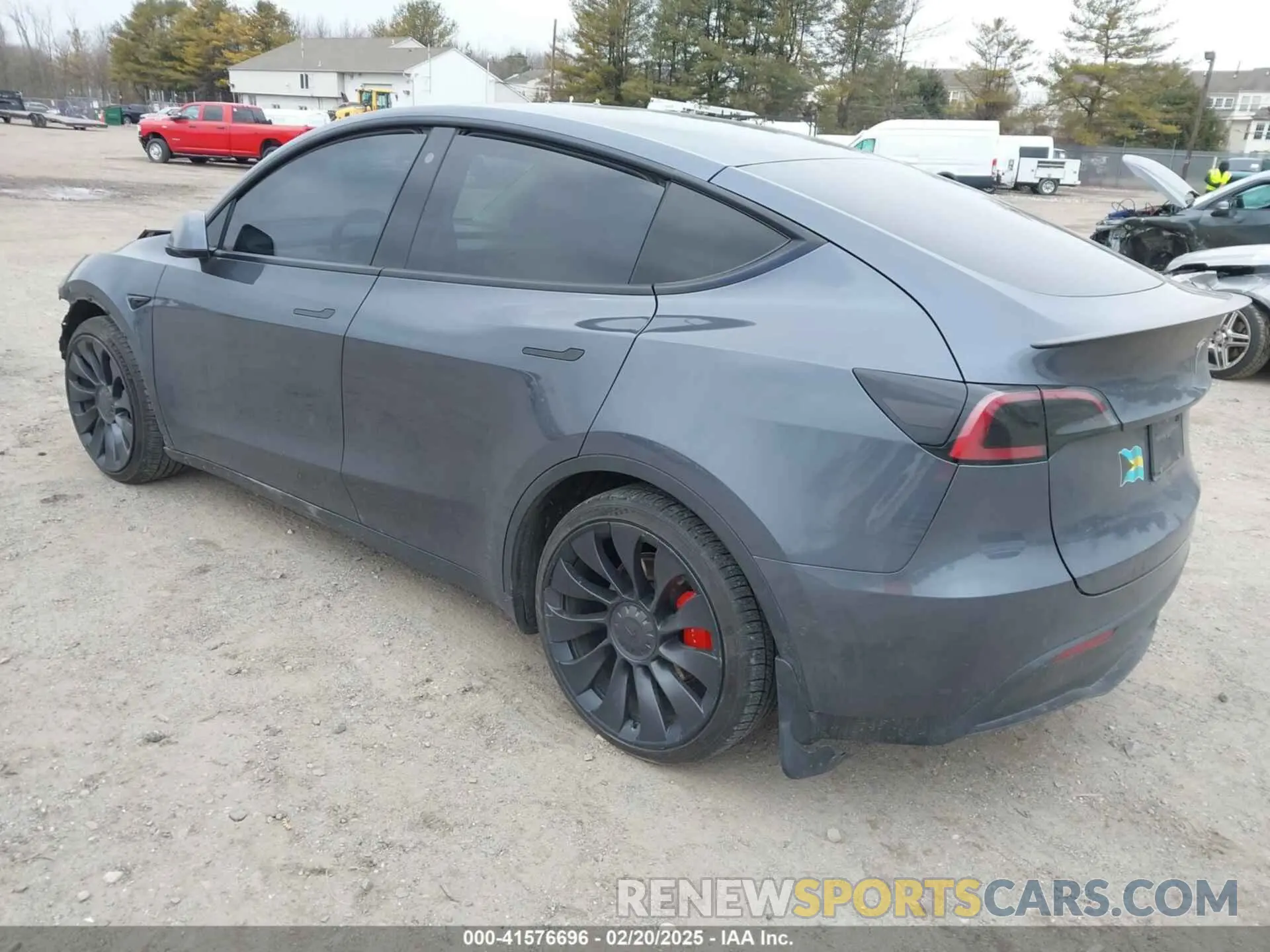 3 Photograph of a damaged car 7SAYGDEFXNF444386 TESLA MODEL Y 2022