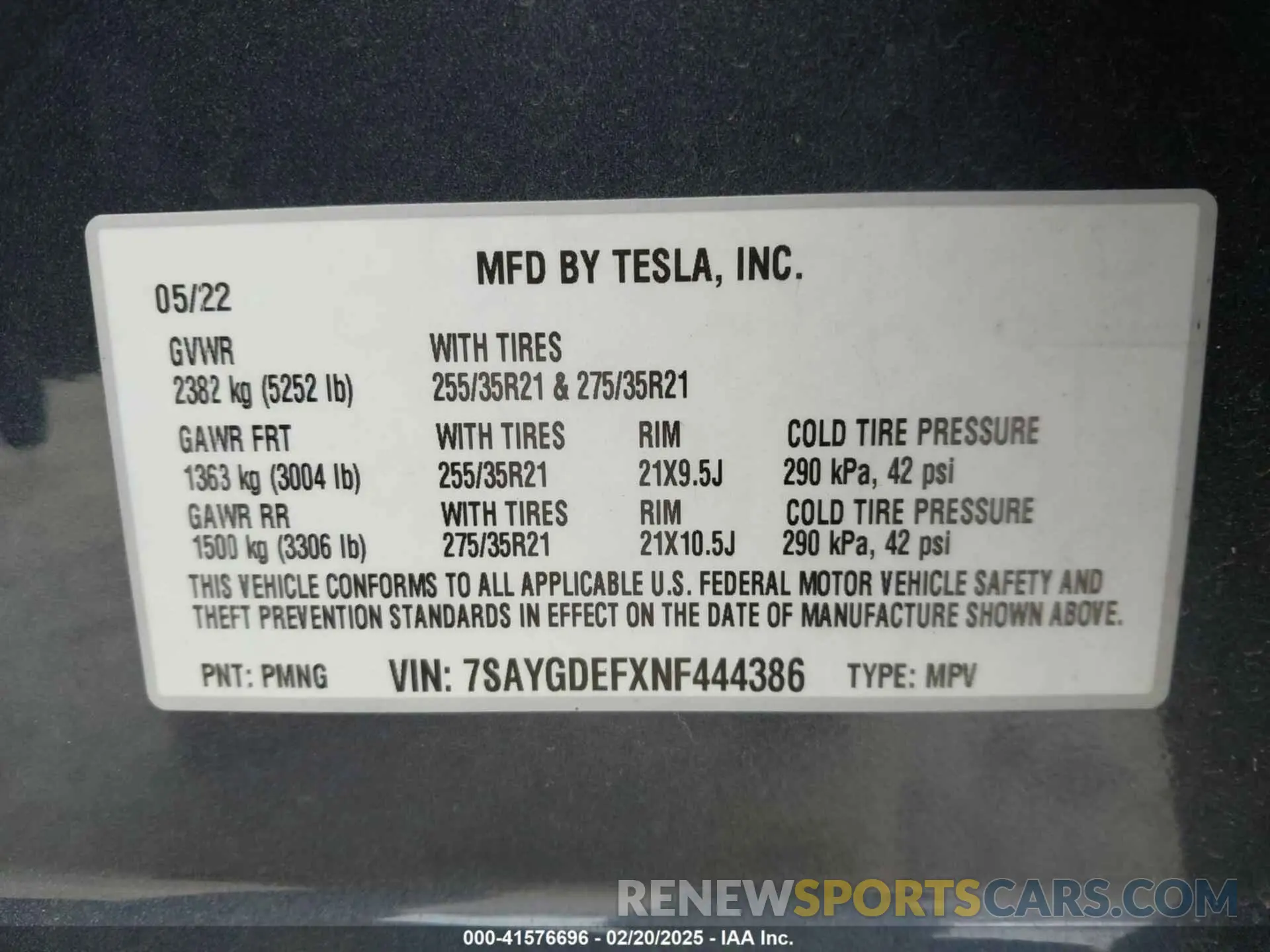 9 Photograph of a damaged car 7SAYGDEFXNF444386 TESLA MODEL Y 2022
