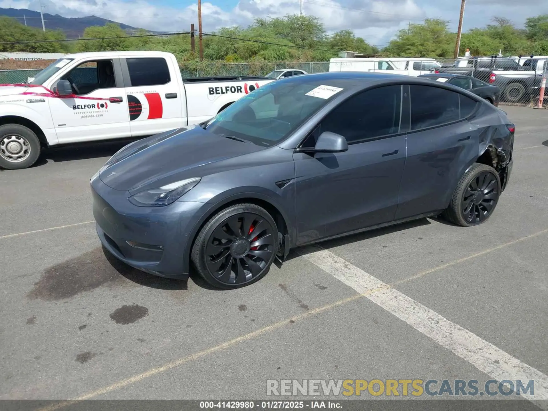 2 Photograph of a damaged car 7SAYGDEFXNF452231 TESLA MODEL Y 2022