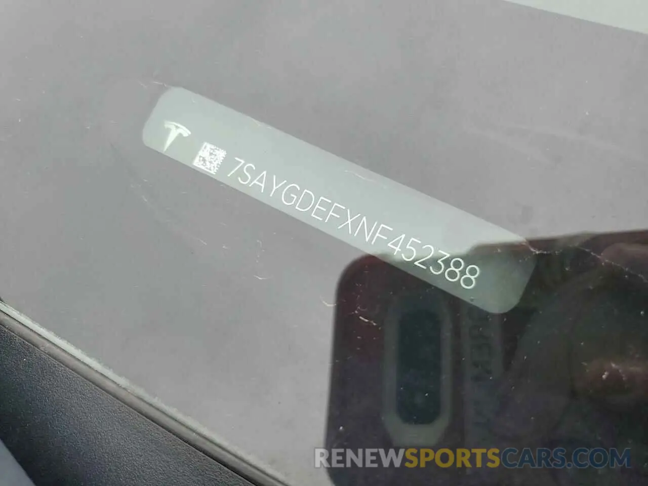 12 Photograph of a damaged car 7SAYGDEFXNF452388 TESLA MODEL Y 2022