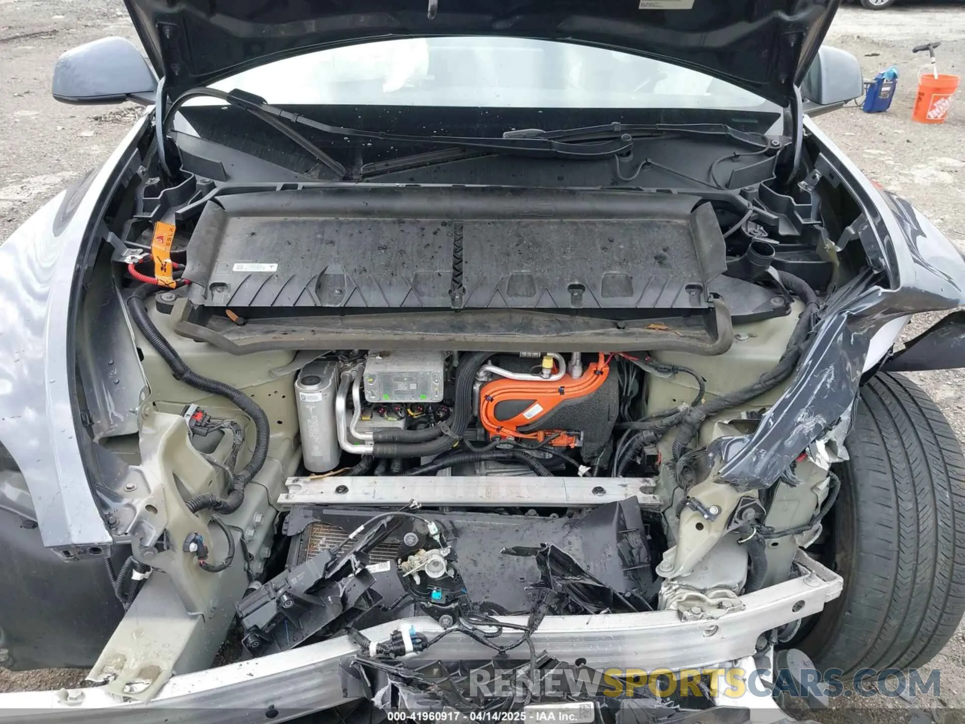 10 Photograph of a damaged car 7SAYGDEFXNF462693 TESLA MODEL Y 2022