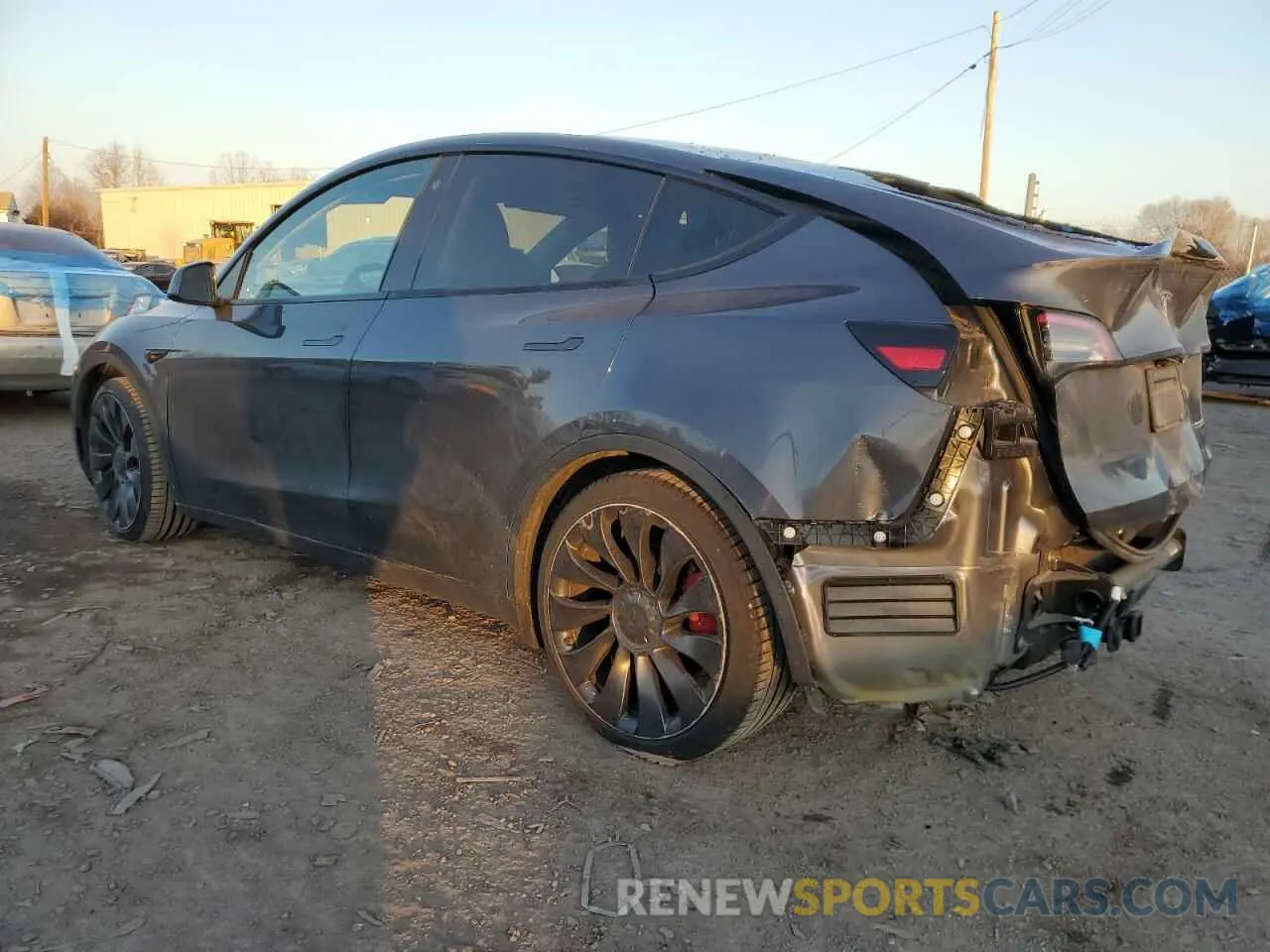 2 Photograph of a damaged car 7SAYGDEFXNF495306 TESLA MODEL Y 2022