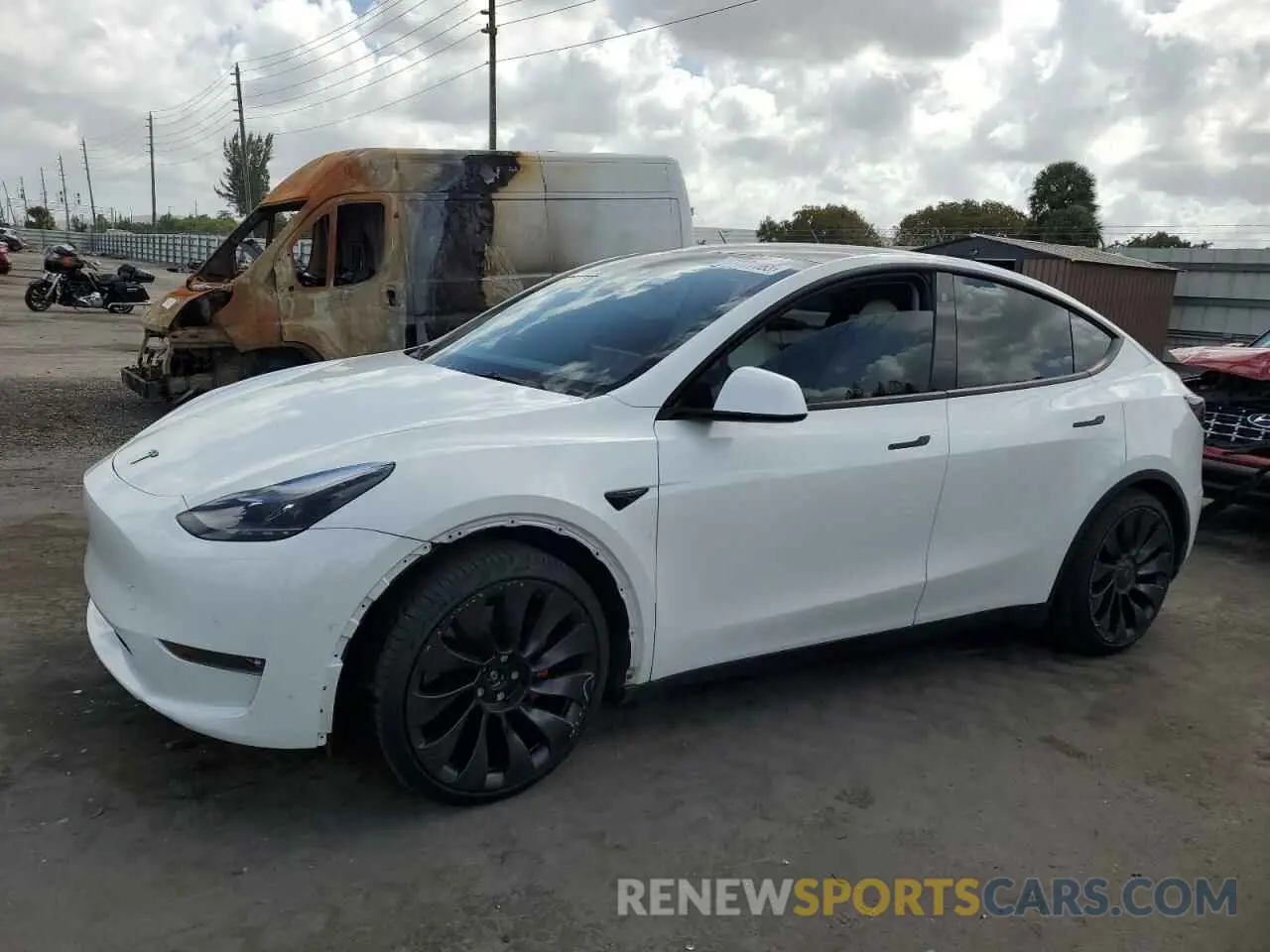 1 Photograph of a damaged car 7SAYGDEFXNF510418 TESLA MODEL Y 2022