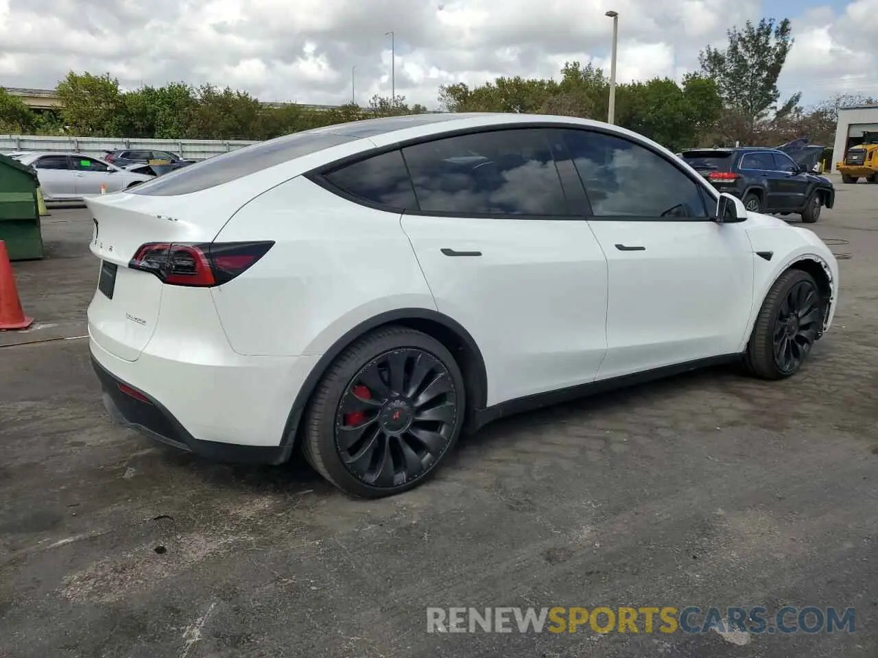 3 Photograph of a damaged car 7SAYGDEFXNF510418 TESLA MODEL Y 2022