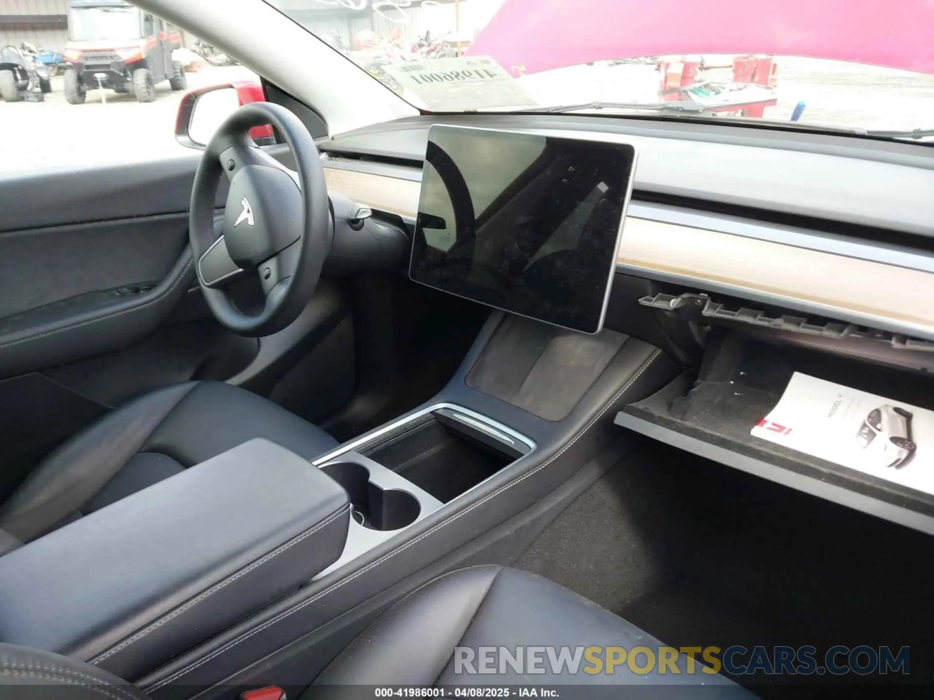 5 Photograph of a damaged car 7SAYGDEFXNF513951 TESLA MODEL Y 2022
