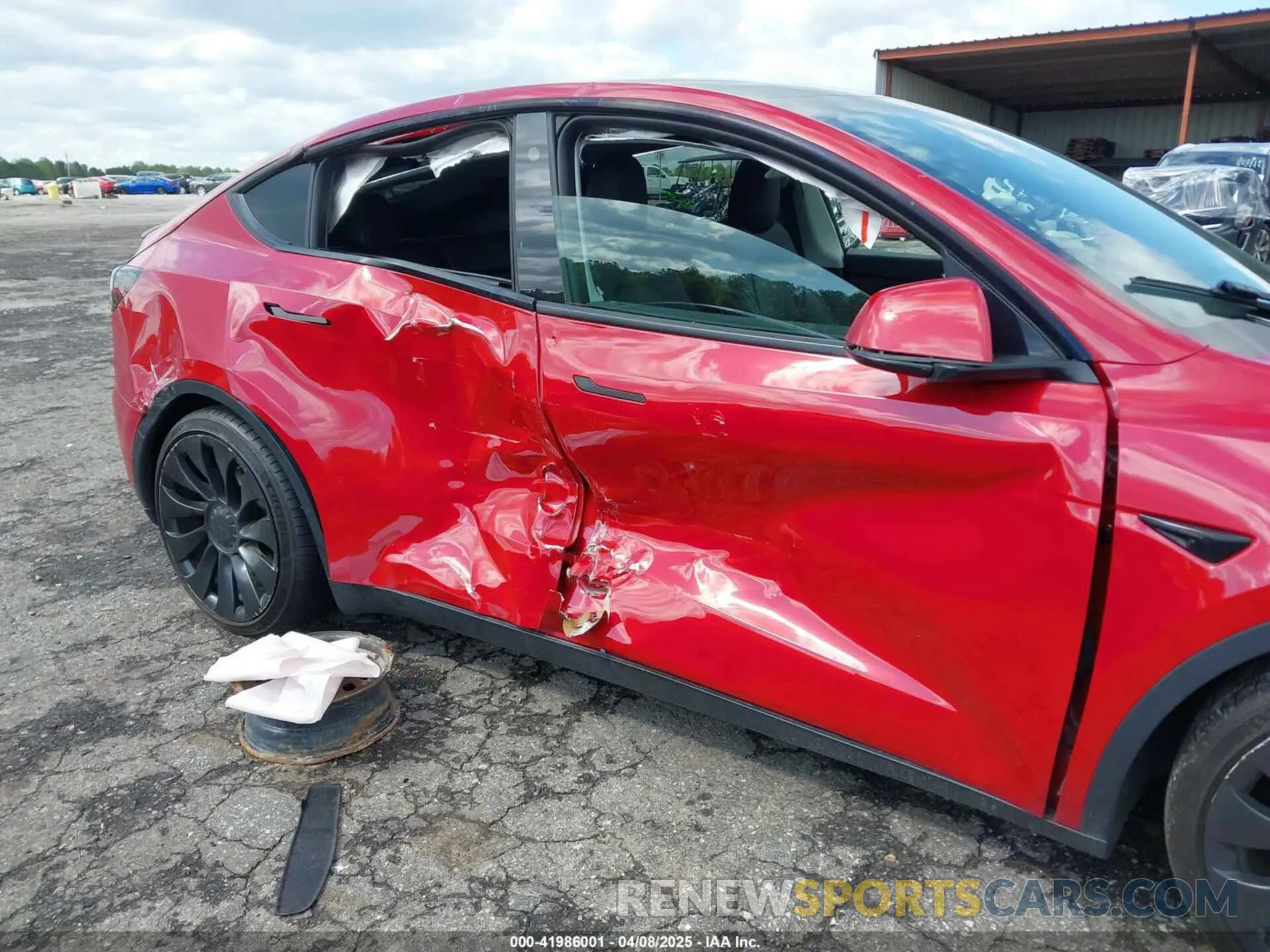 6 Photograph of a damaged car 7SAYGDEFXNF513951 TESLA MODEL Y 2022