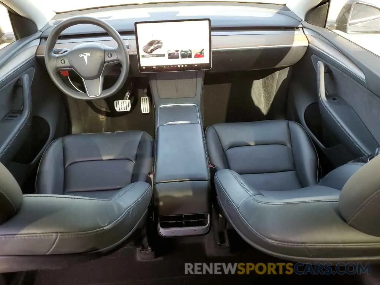 8 Photograph of a damaged car 7SAYGDEFXNF521502 TESLA MODEL Y 2022