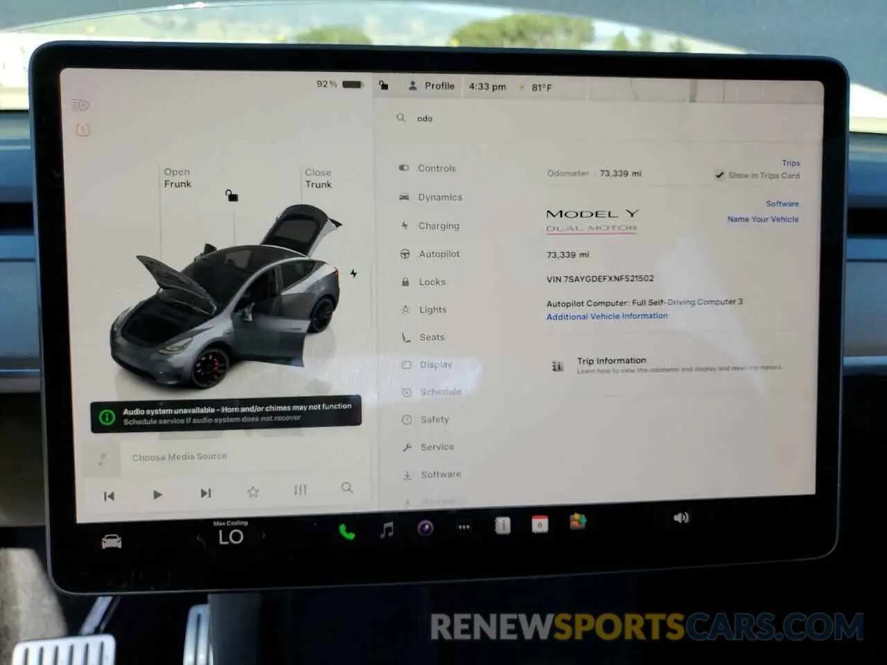 9 Photograph of a damaged car 7SAYGDEFXNF521502 TESLA MODEL Y 2022