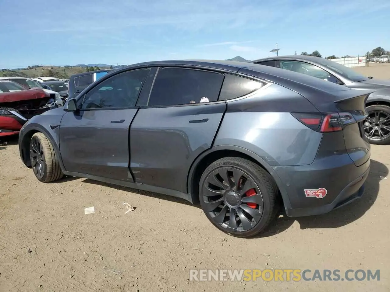 2 Photograph of a damaged car 7SAYGDEFXNF544214 TESLA MODEL Y 2022