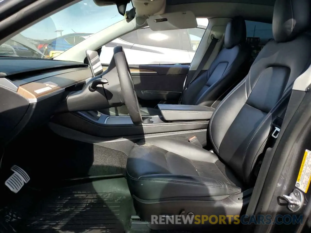7 Photograph of a damaged car 7SAYGDEFXNF544214 TESLA MODEL Y 2022