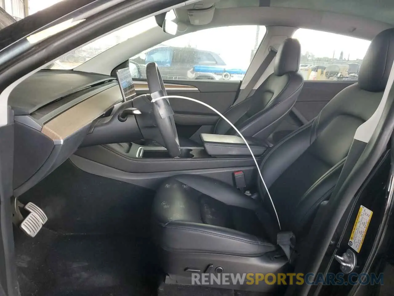7 Photograph of a damaged car 7SAYGDEFXNF554631 TESLA MODEL Y 2022