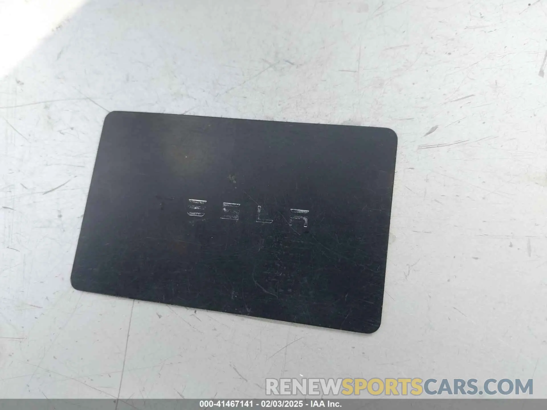 11 Photograph of a damaged car 7SAYGDEFXNF568237 TESLA MODEL Y 2022