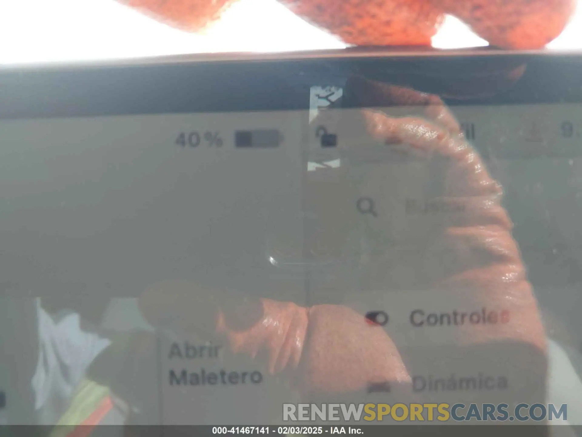 18 Photograph of a damaged car 7SAYGDEFXNF568237 TESLA MODEL Y 2022