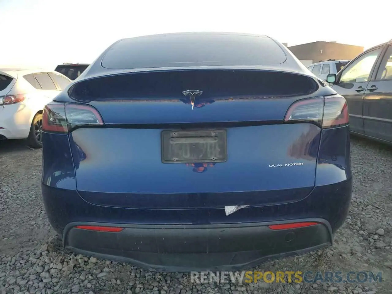 6 Photograph of a damaged car 7SAYGAEE0PF627921 TESLA MODEL Y 2023