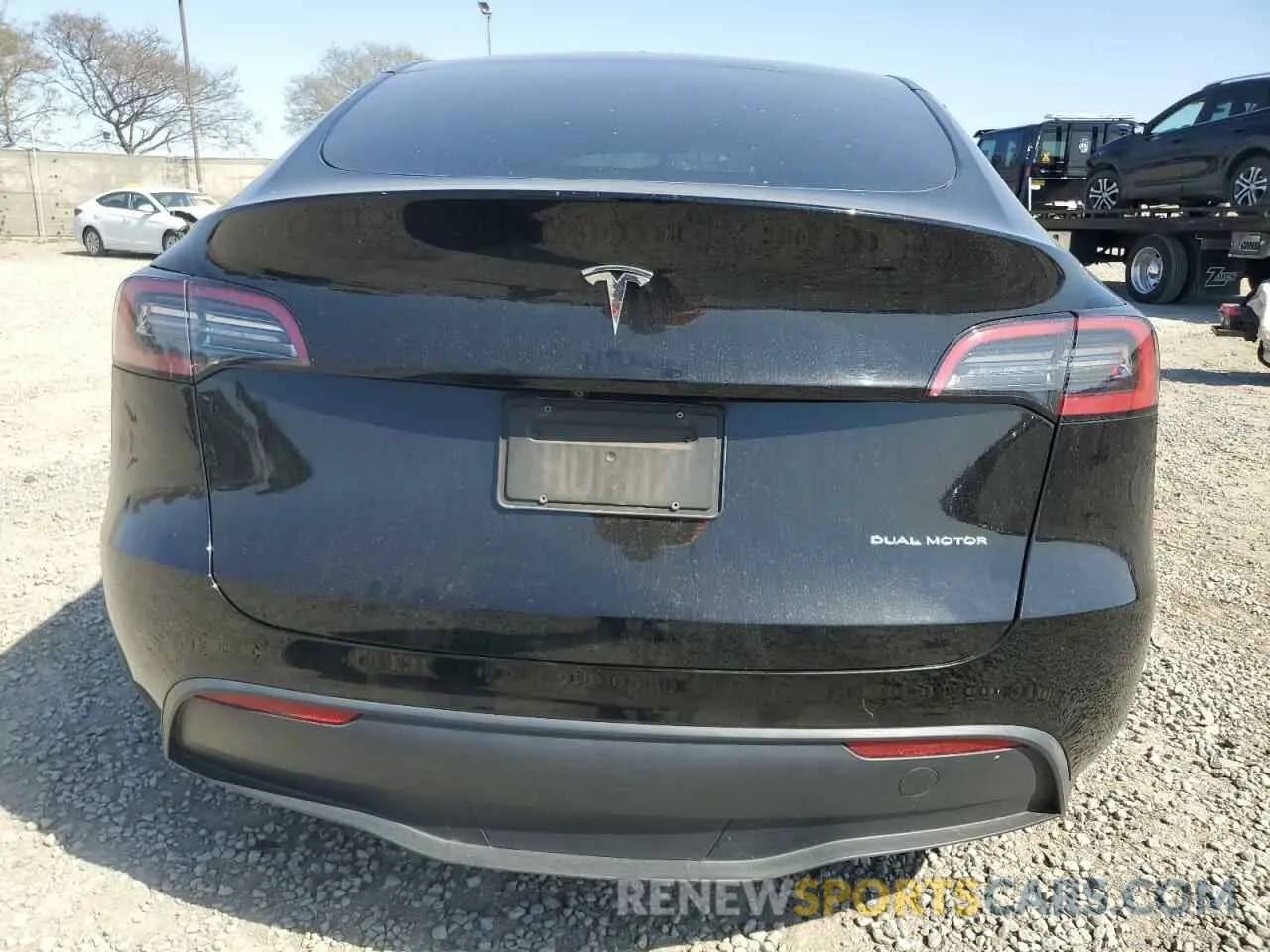 6 Photograph of a damaged car 7SAYGAEE0PF642810 TESLA MODEL Y 2023