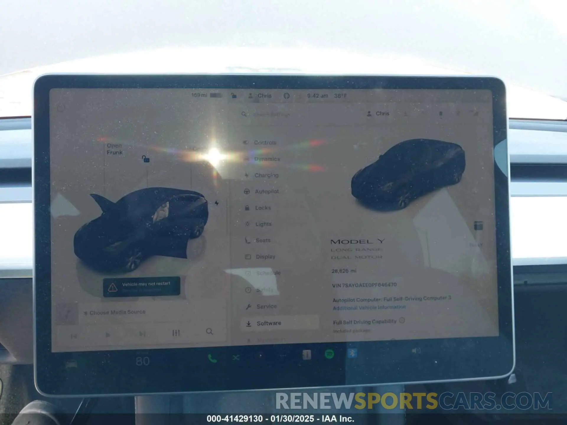 7 Photograph of a damaged car 7SAYGAEE0PF646470 TESLA MODEL Y 2023