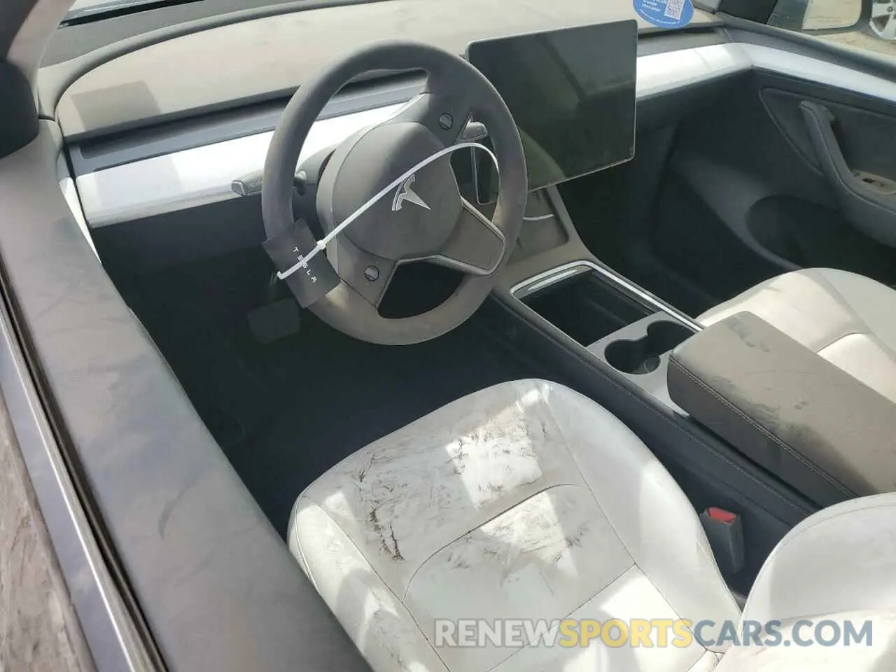 8 Photograph of a damaged car 7SAYGAEE0PF646923 TESLA MODEL Y 2023