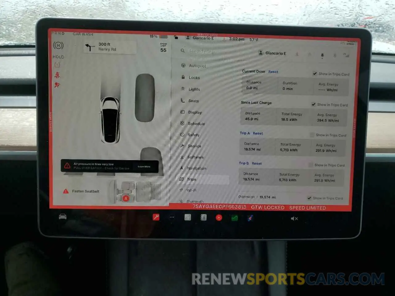 9 Photograph of a damaged car 7SAYGAEE0PF693613 TESLA MODEL Y 2023