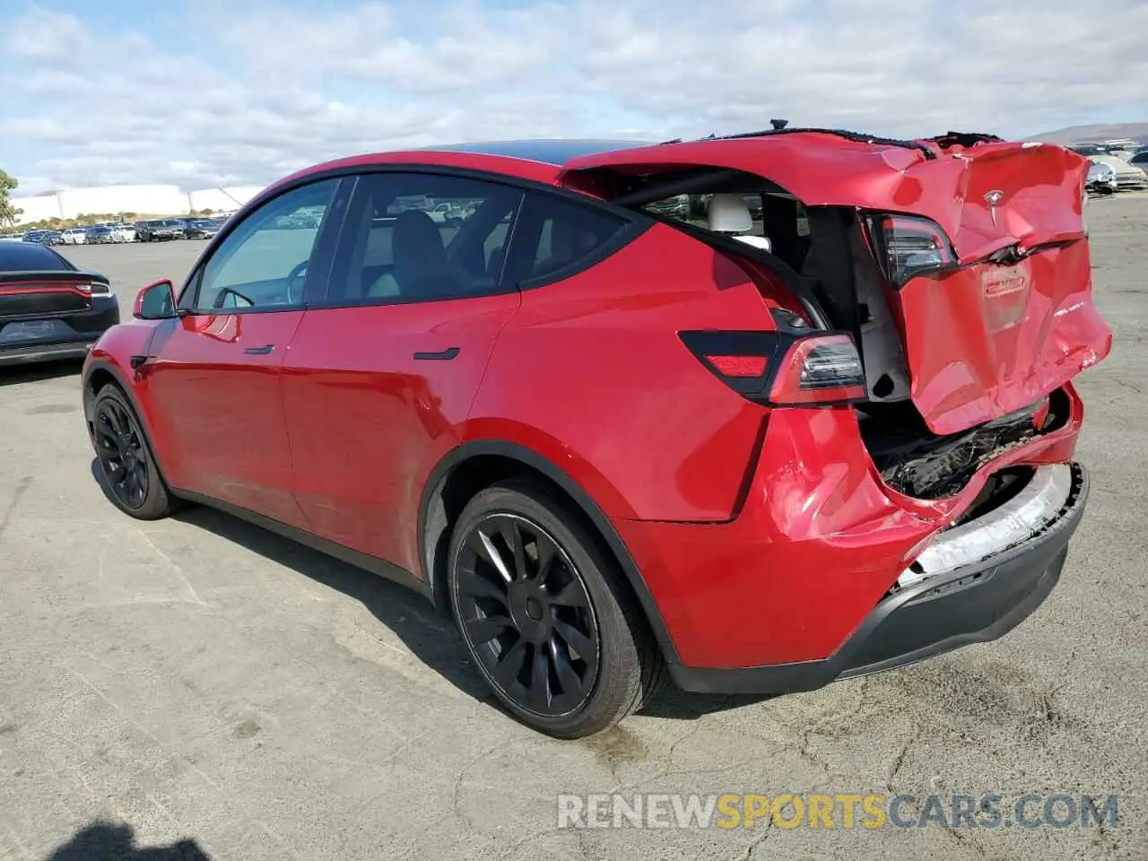 2 Photograph of a damaged car 7SAYGAEE0PF740624 TESLA MODEL Y 2023