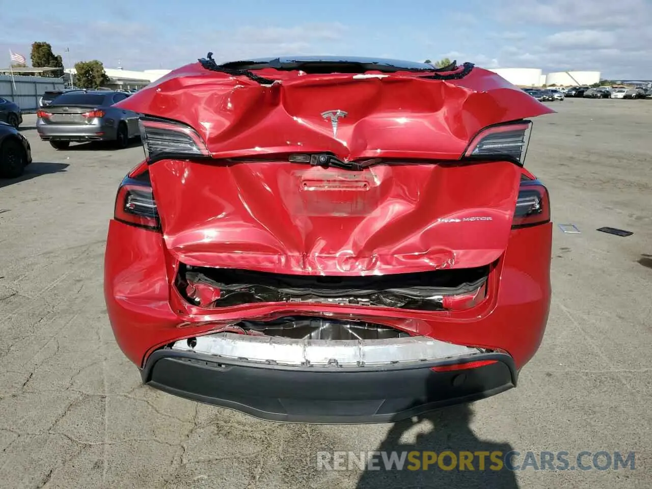 6 Photograph of a damaged car 7SAYGAEE0PF740624 TESLA MODEL Y 2023