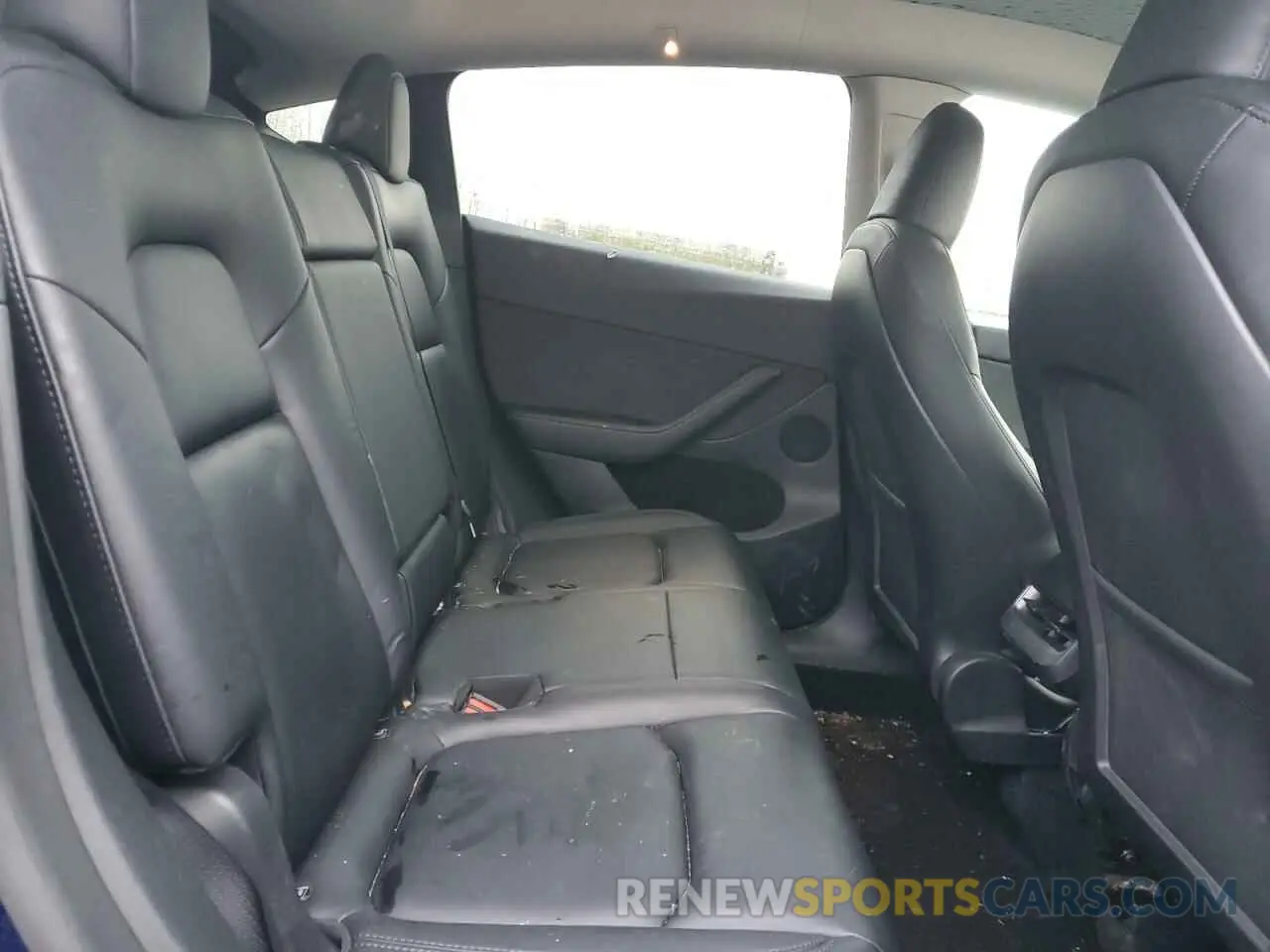11 Photograph of a damaged car 7SAYGAEE0PF742387 TESLA MODEL Y 2023