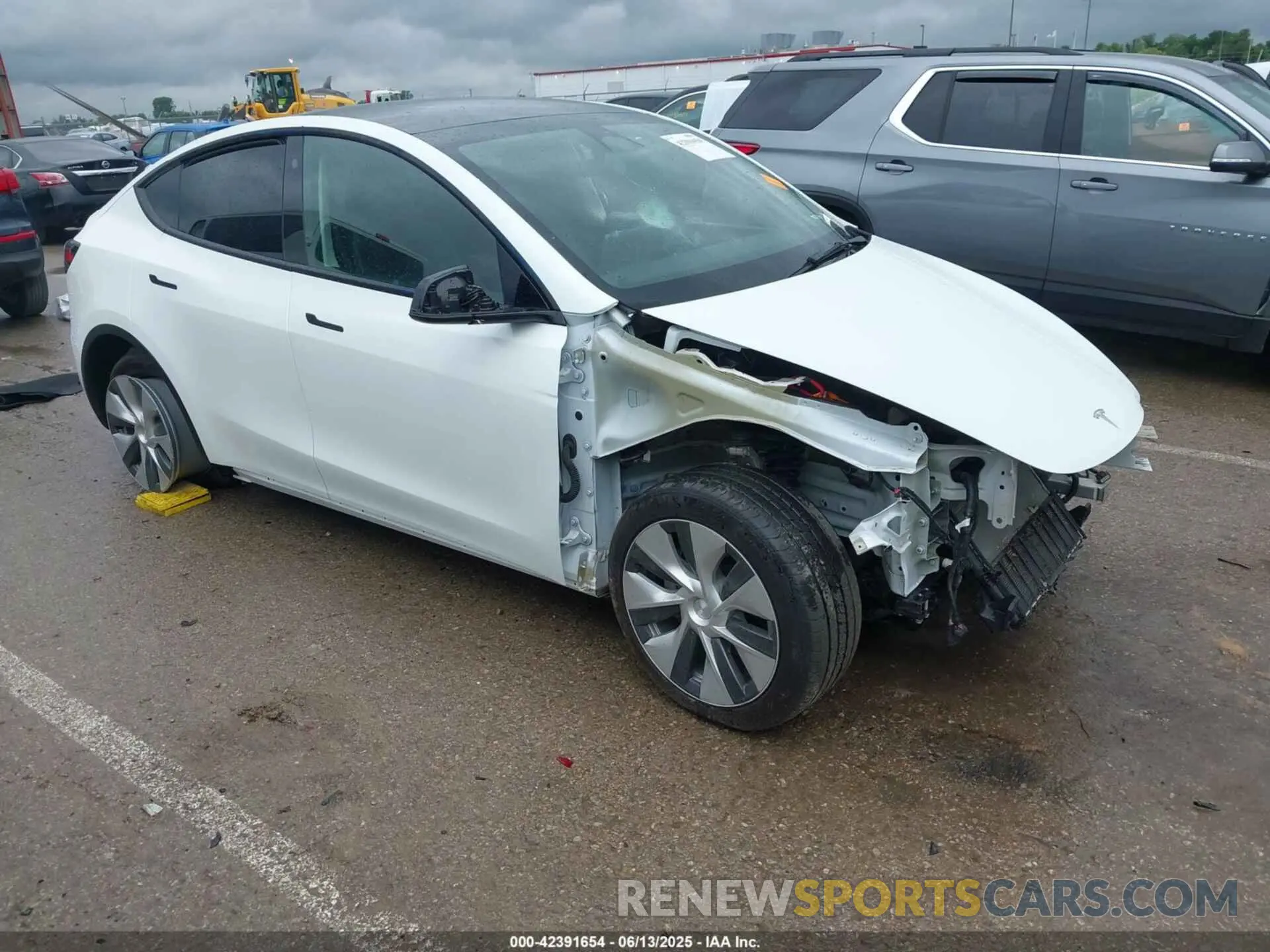 1 Photograph of a damaged car 7SAYGAEE0PF744494 TESLA MODEL Y 2023