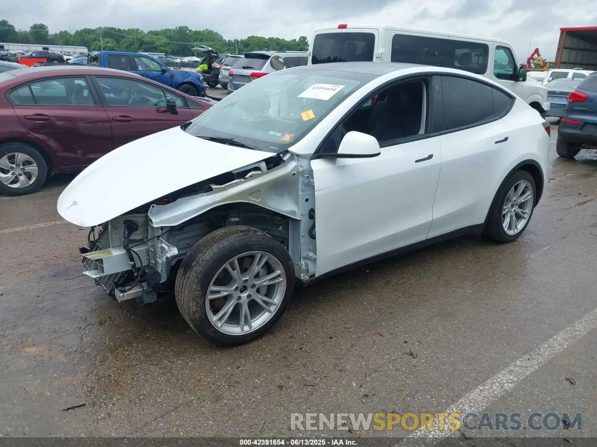 2 Photograph of a damaged car 7SAYGAEE0PF744494 TESLA MODEL Y 2023