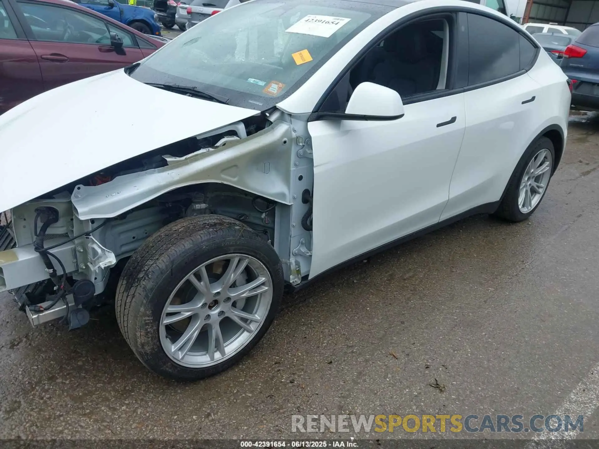 20 Photograph of a damaged car 7SAYGAEE0PF744494 TESLA MODEL Y 2023