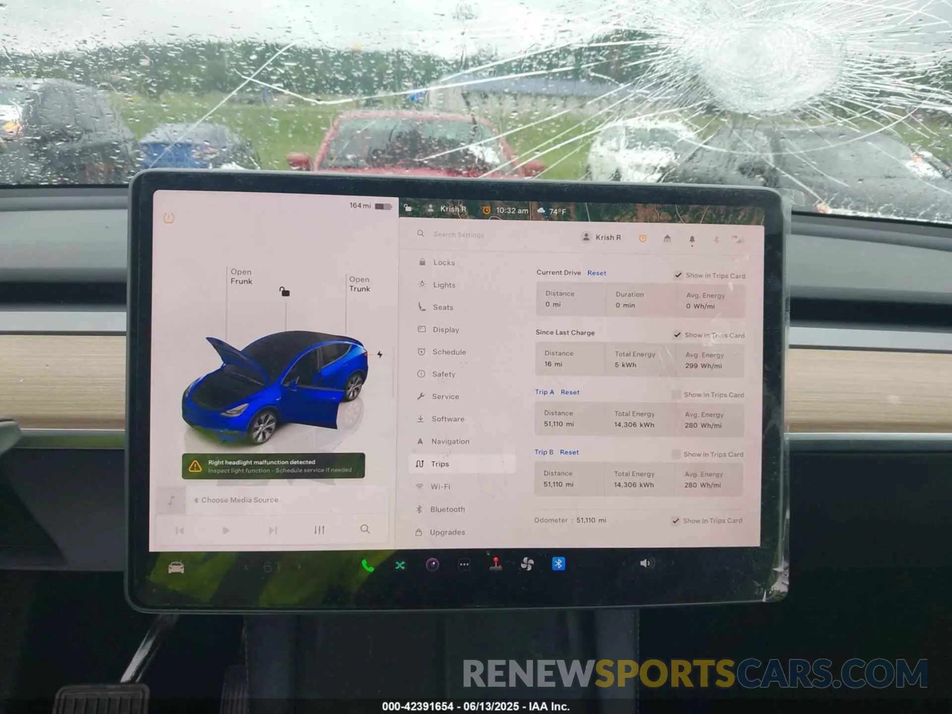 7 Photograph of a damaged car 7SAYGAEE0PF744494 TESLA MODEL Y 2023