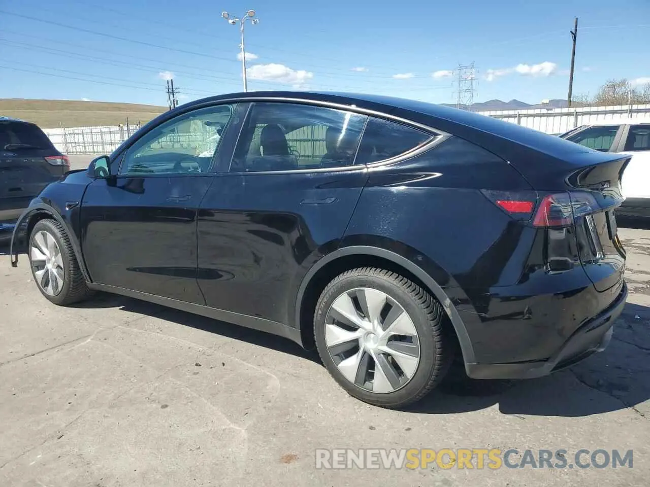 2 Photograph of a damaged car 7SAYGAEE0PF824894 TESLA MODEL Y 2023