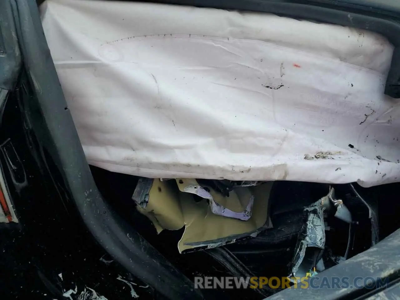 11 Photograph of a damaged car 7SAYGAEE0PF832185 TESLA MODEL Y 2023