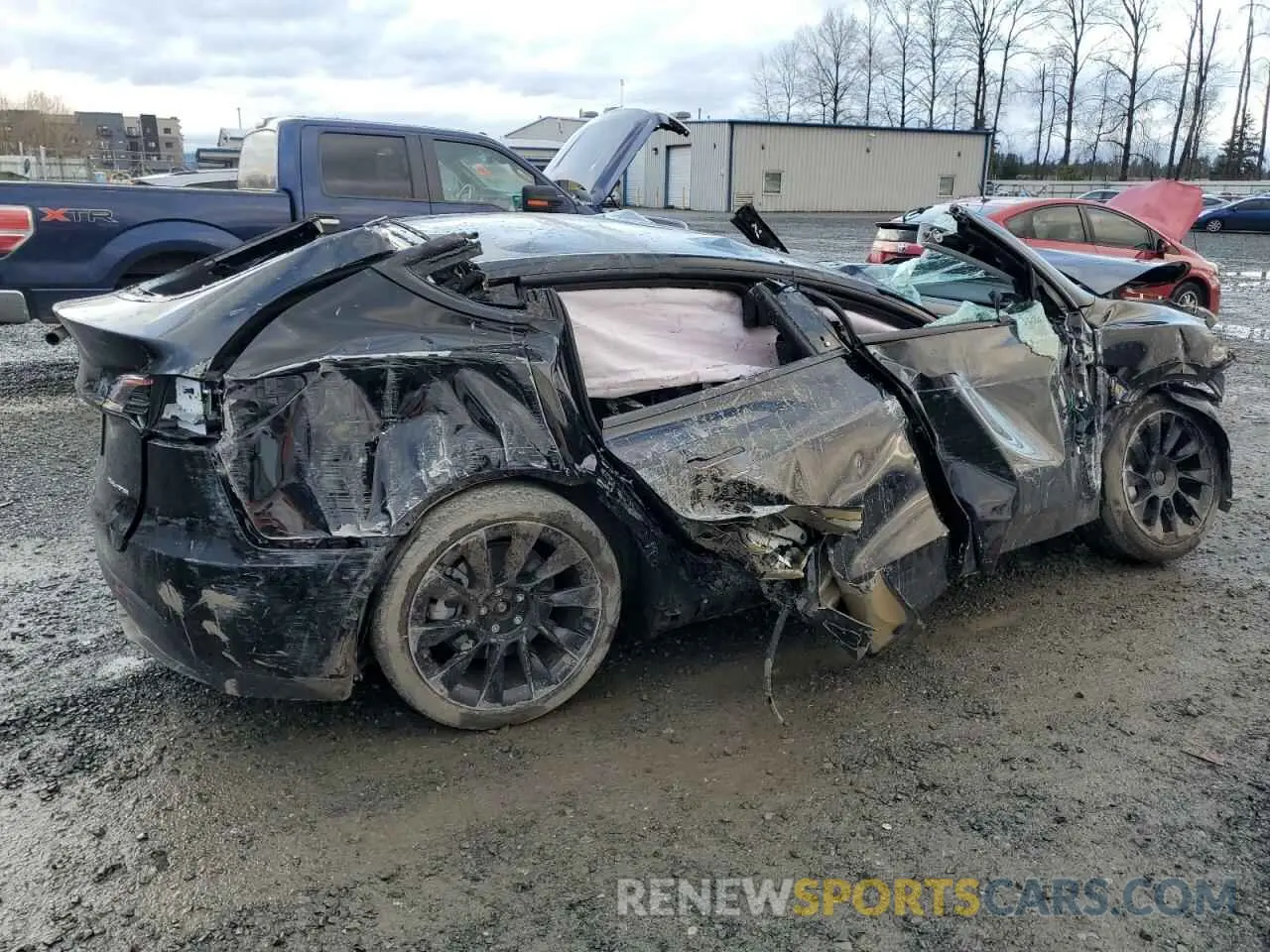 3 Photograph of a damaged car 7SAYGAEE0PF832185 TESLA MODEL Y 2023