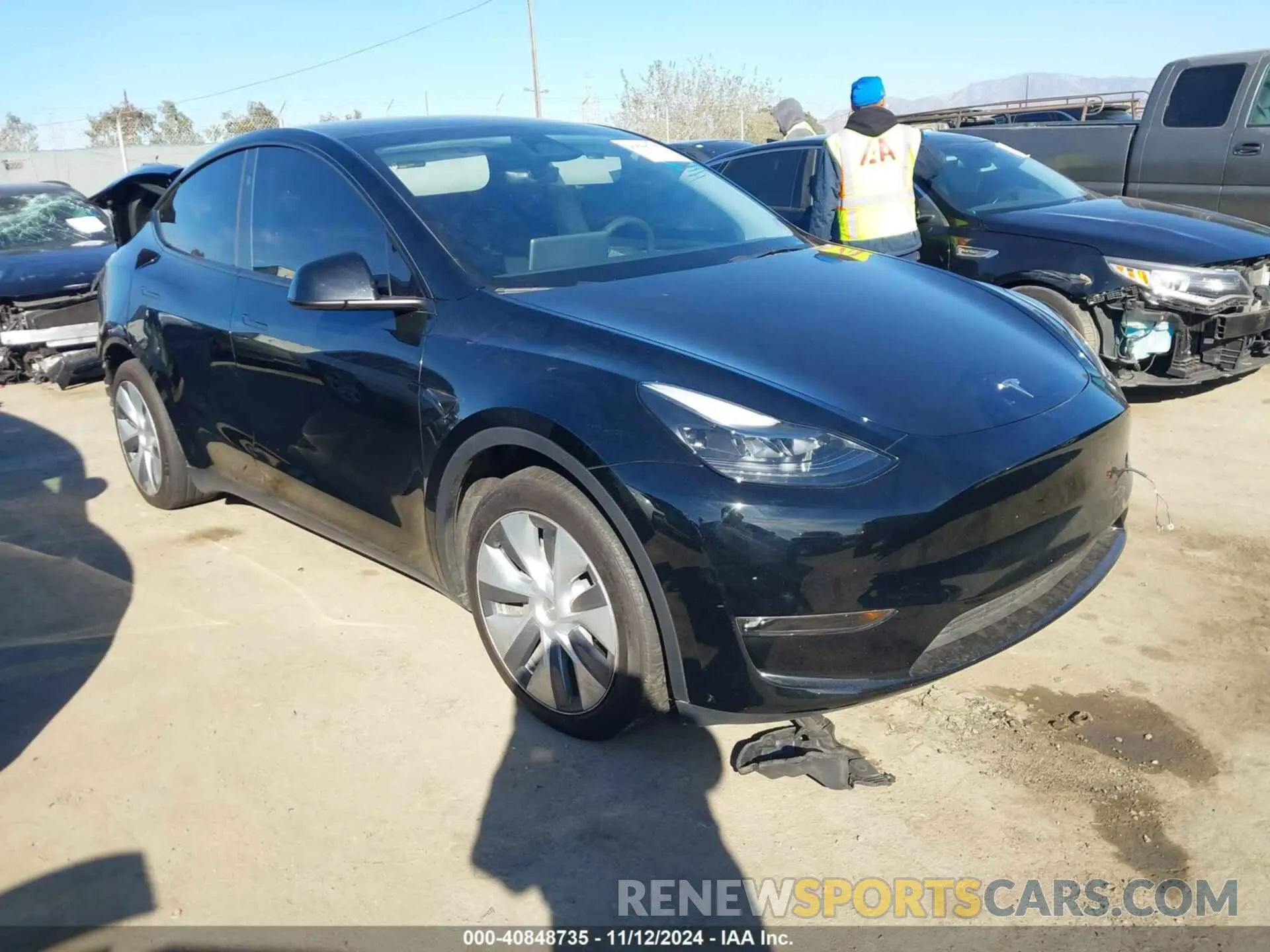 1 Photograph of a damaged car 7SAYGAEE0PF868345 TESLA MODEL Y 2023