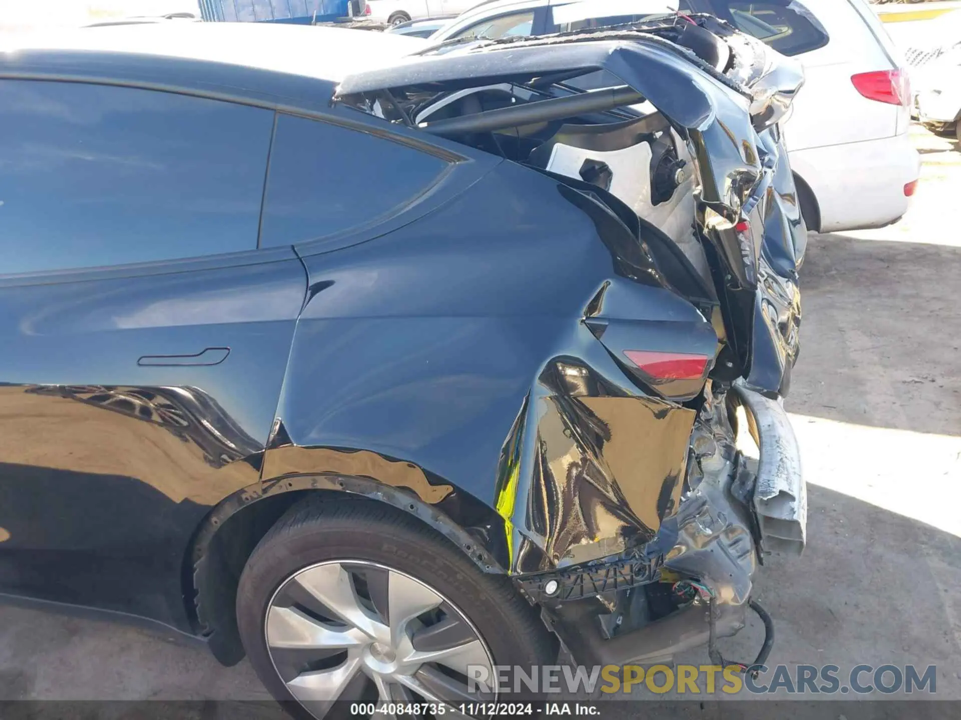 20 Photograph of a damaged car 7SAYGAEE0PF868345 TESLA MODEL Y 2023
