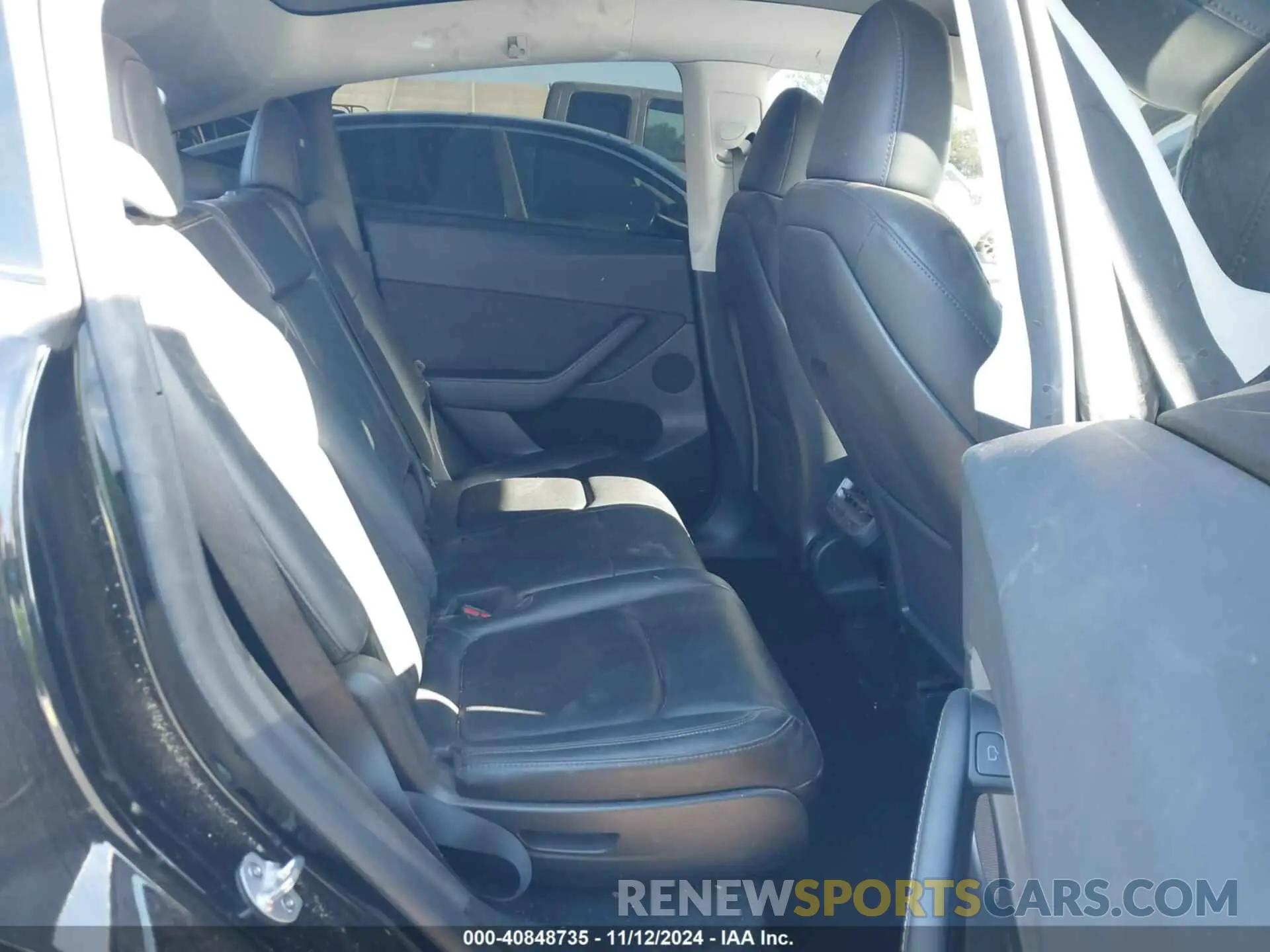 8 Photograph of a damaged car 7SAYGAEE0PF868345 TESLA MODEL Y 2023