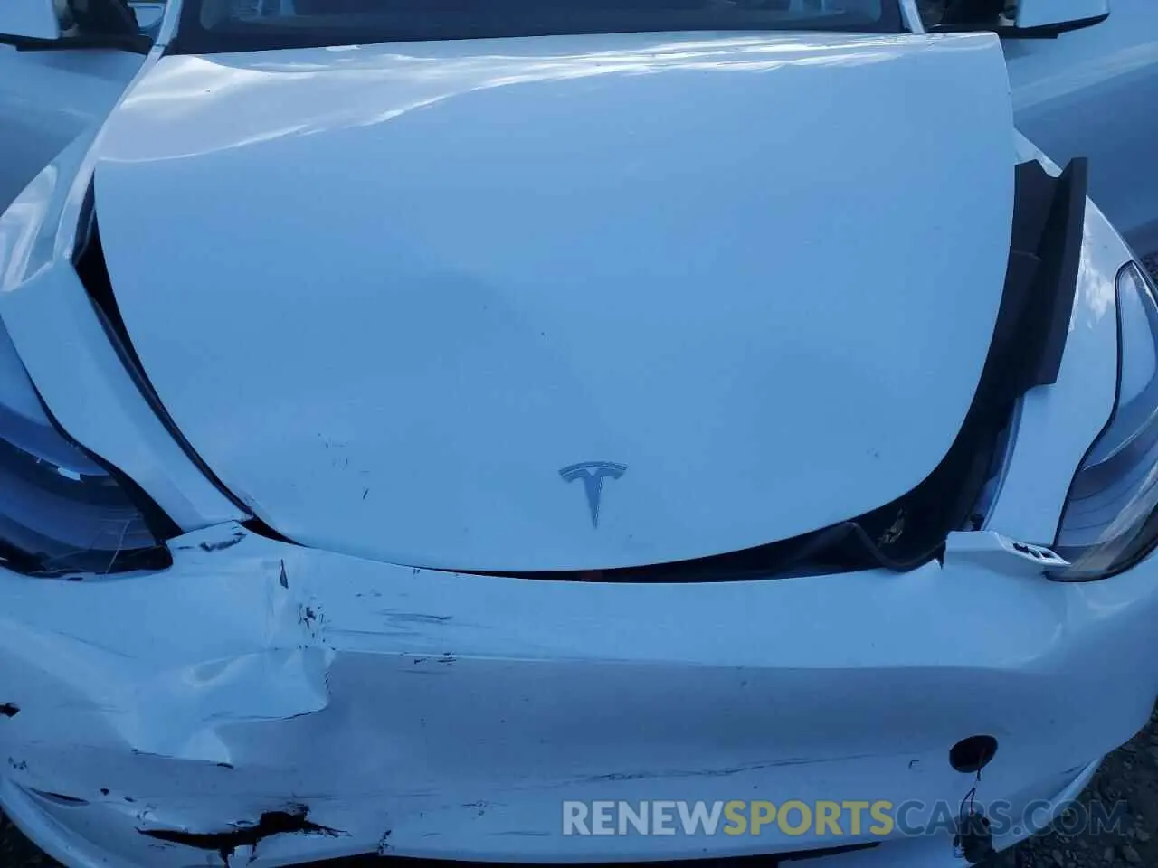 11 Photograph of a damaged car 7SAYGAEE0PF871858 TESLA MODEL Y 2023