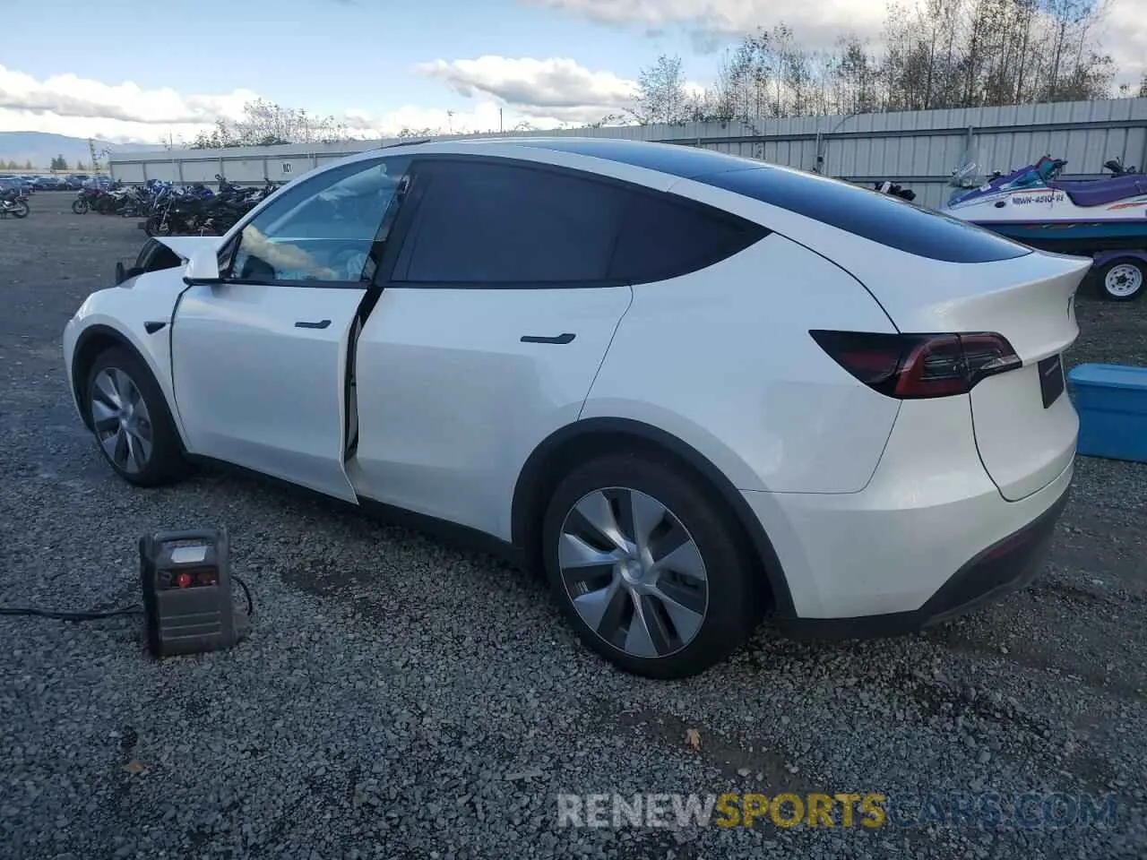 2 Photograph of a damaged car 7SAYGAEE0PF871858 TESLA MODEL Y 2023