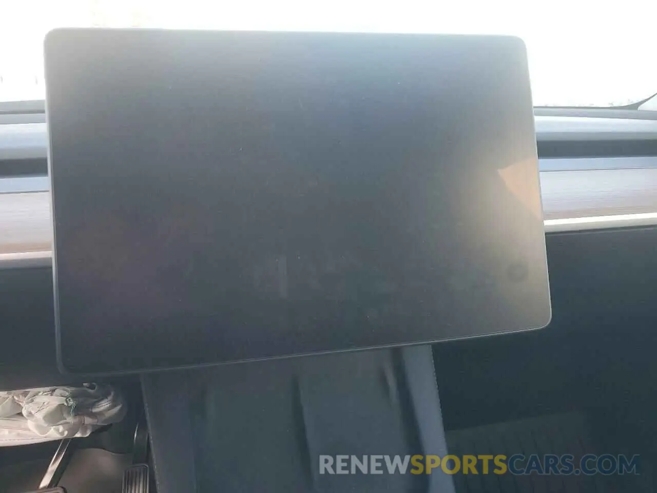 9 Photograph of a damaged car 7SAYGAEE0PF871858 TESLA MODEL Y 2023