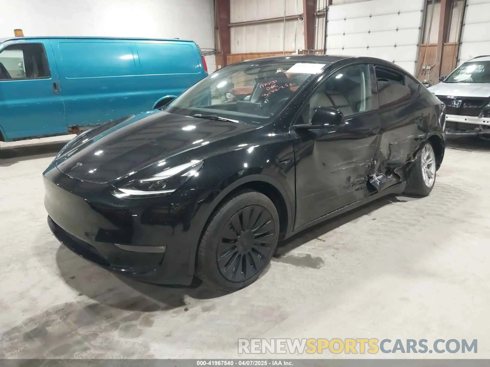 2 Photograph of a damaged car 7SAYGAEE0PF888983 TESLA MODEL Y 2023