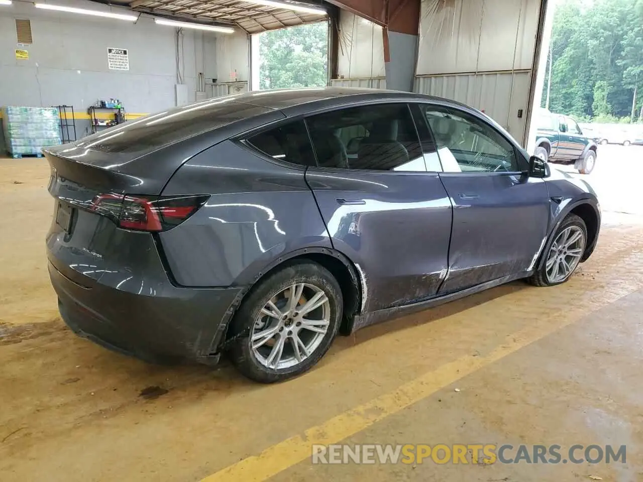3 Photograph of a damaged car 7SAYGAEE0PF948454 TESLA MODEL Y 2023