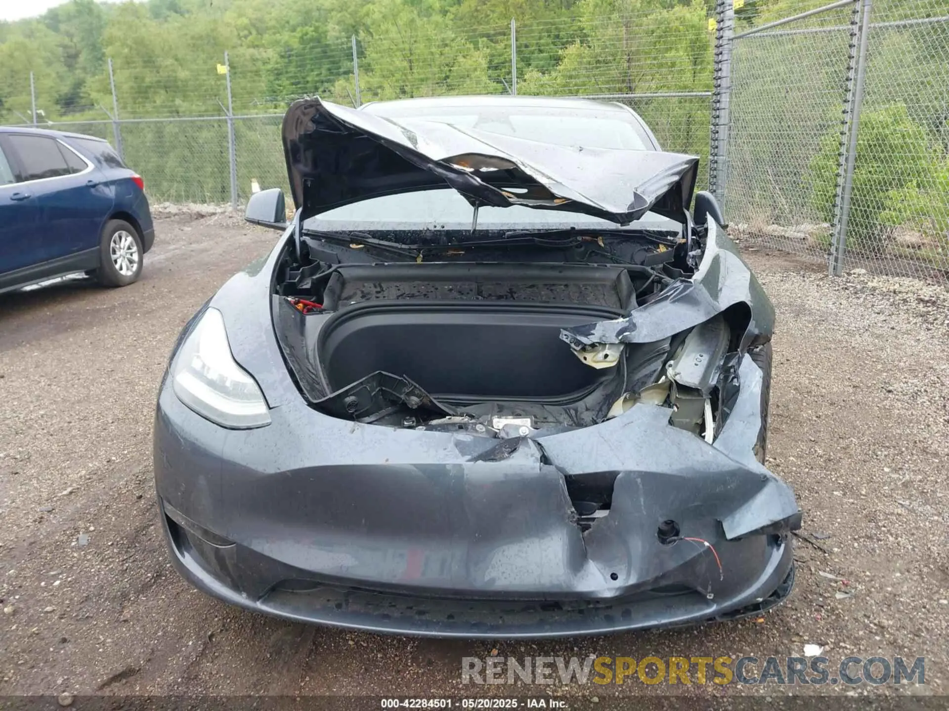 11 Photograph of a damaged car 7SAYGAEE1PF584206 TESLA MODEL Y 2023