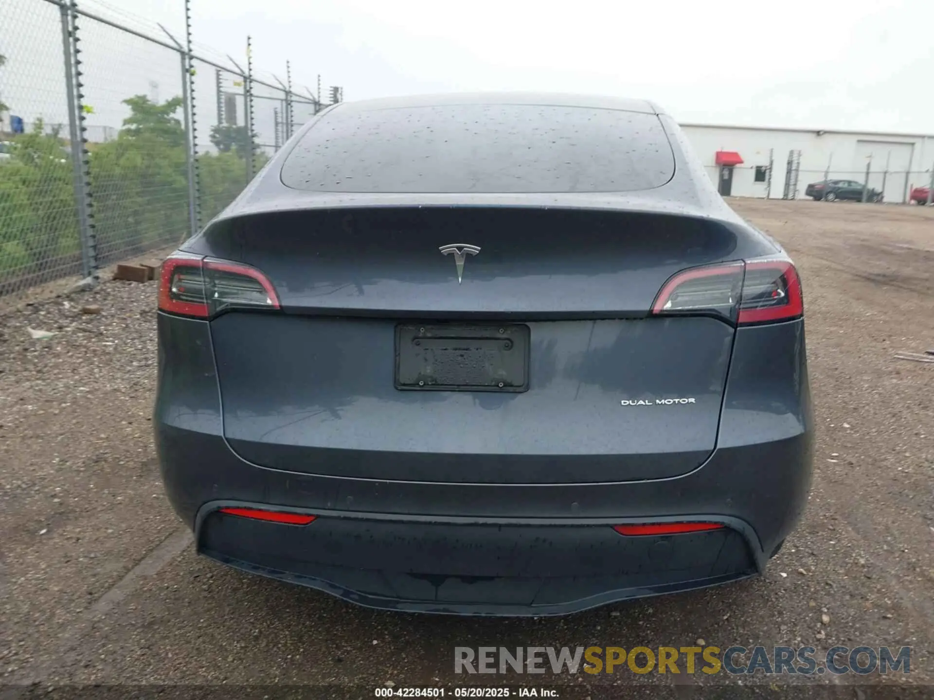 15 Photograph of a damaged car 7SAYGAEE1PF584206 TESLA MODEL Y 2023