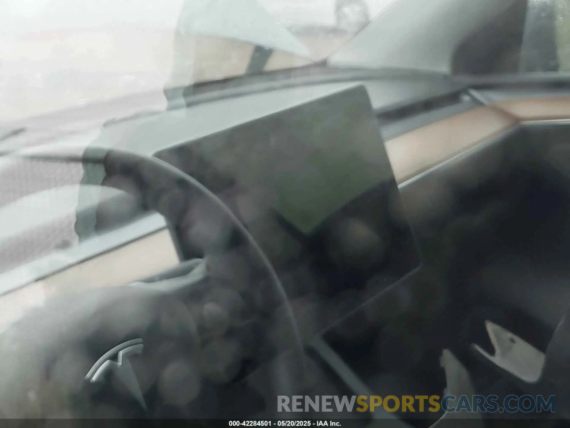 16 Photograph of a damaged car 7SAYGAEE1PF584206 TESLA MODEL Y 2023