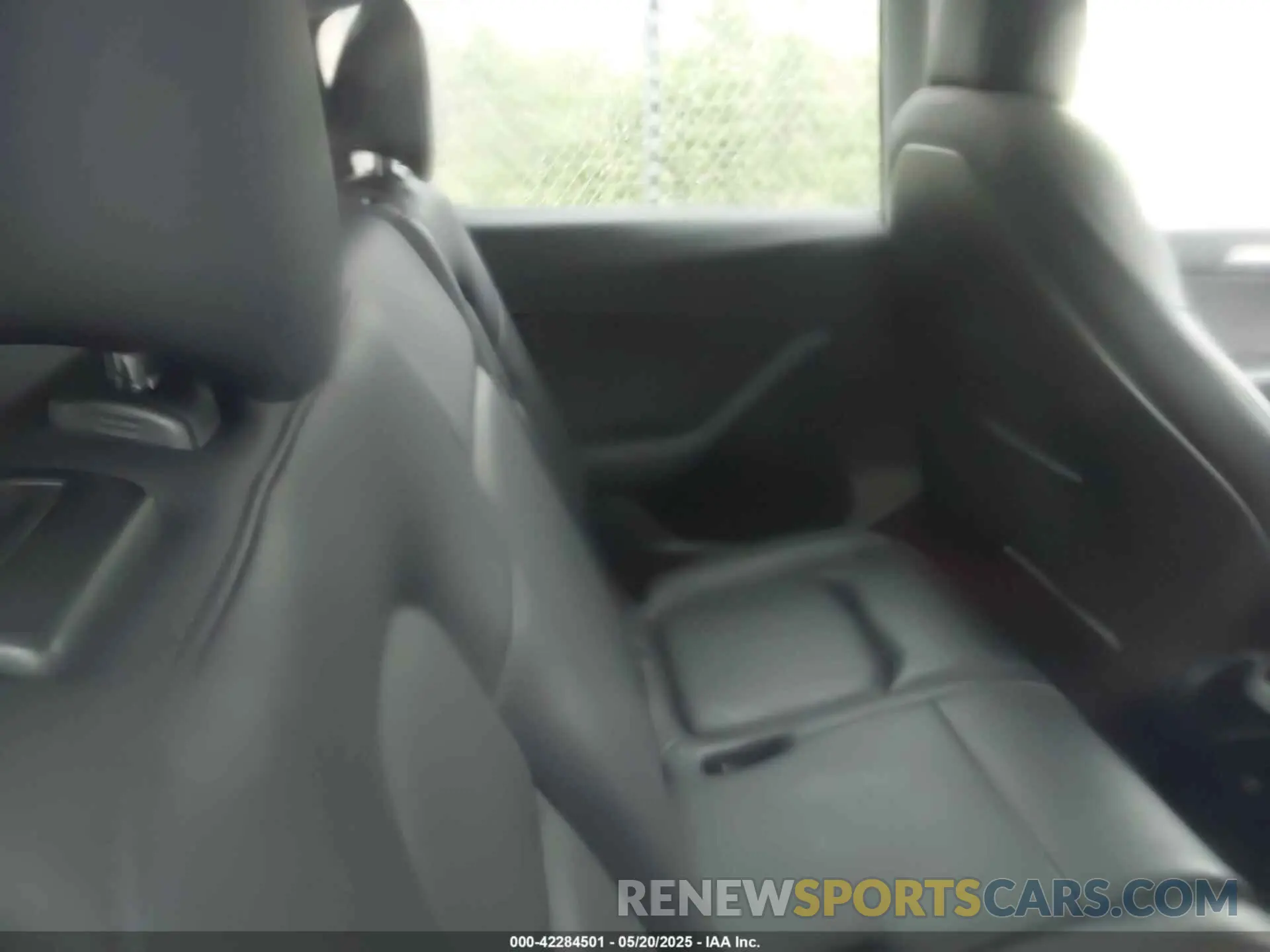 8 Photograph of a damaged car 7SAYGAEE1PF584206 TESLA MODEL Y 2023