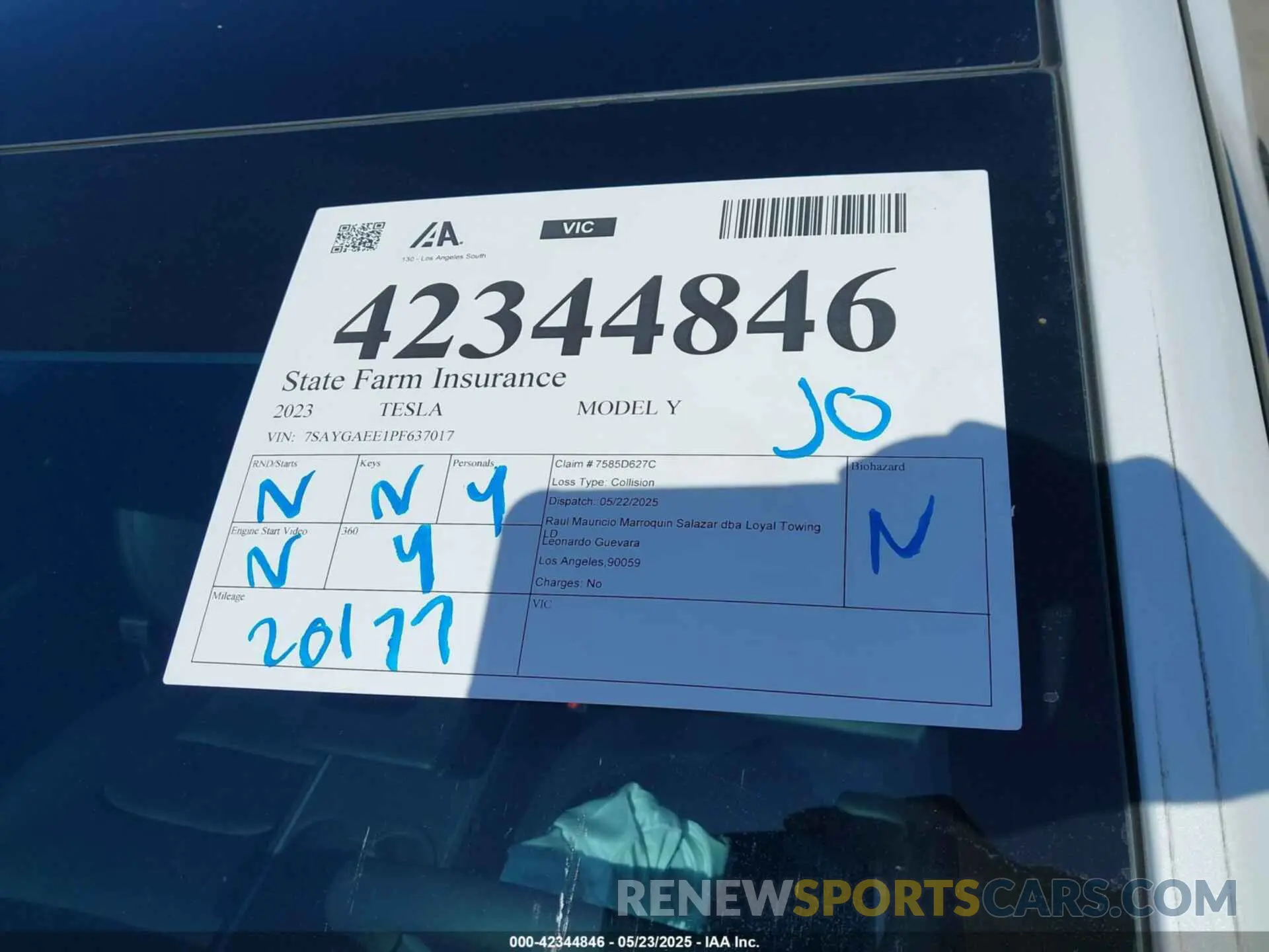19 Photograph of a damaged car 7SAYGAEE1PF637017 TESLA MODEL Y 2023