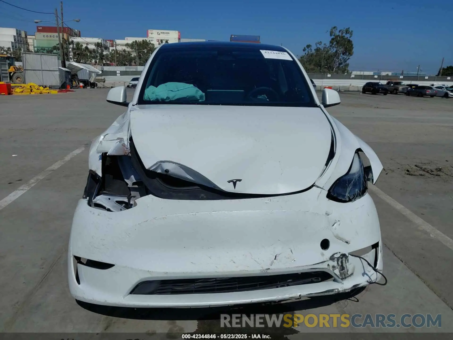6 Photograph of a damaged car 7SAYGAEE1PF637017 TESLA MODEL Y 2023