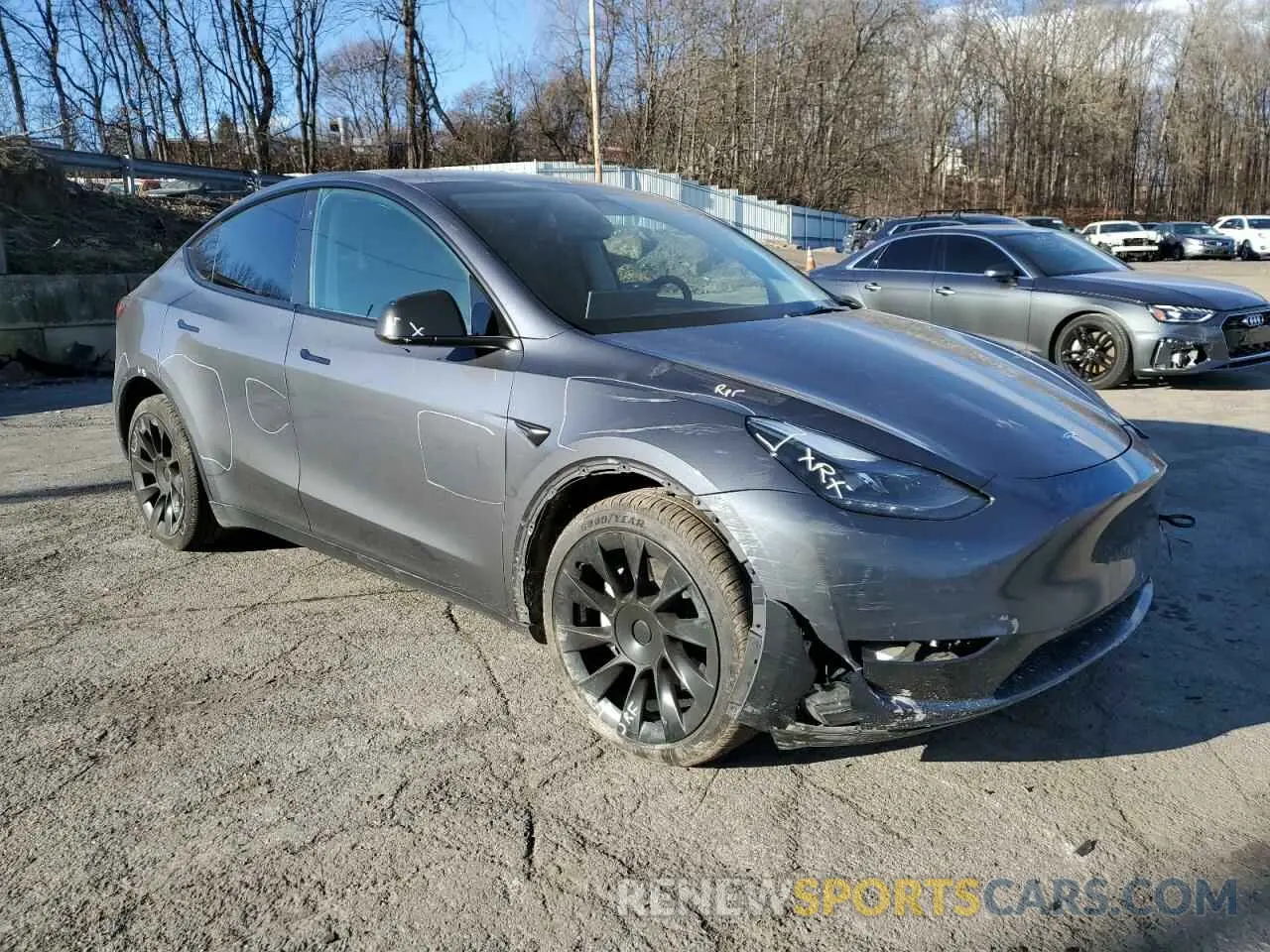 4 Photograph of a damaged car 7SAYGAEE1PF672995 TESLA MODEL Y 2023