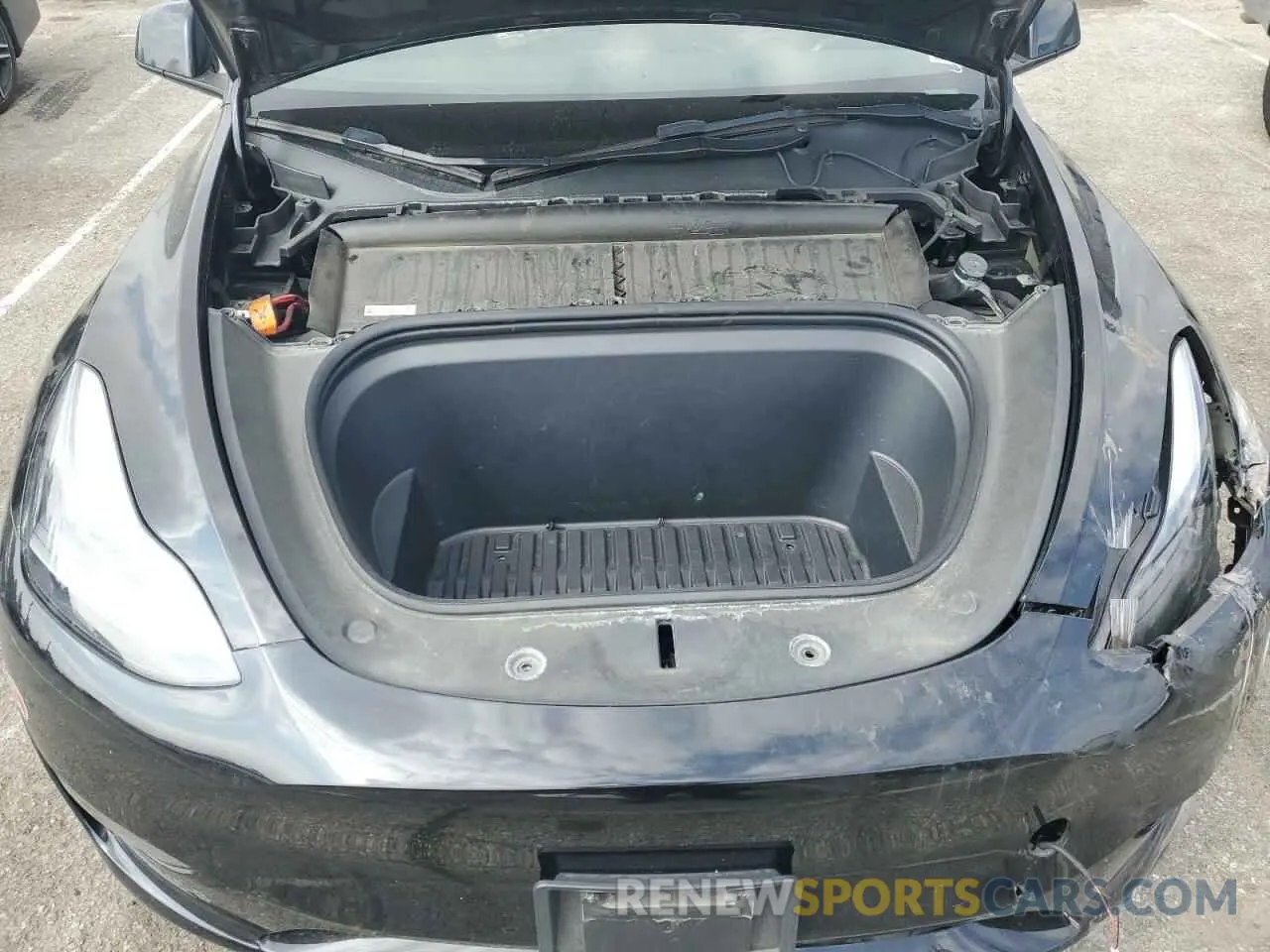 11 Photograph of a damaged car 7SAYGAEE1PF698125 TESLA MODEL Y 2023